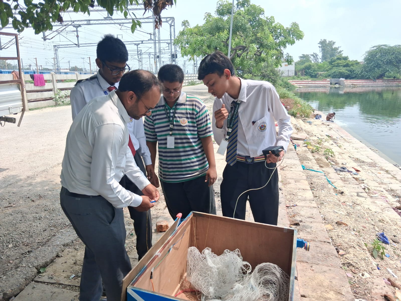 1st Testing of our prototype — final checks with our mentor on site